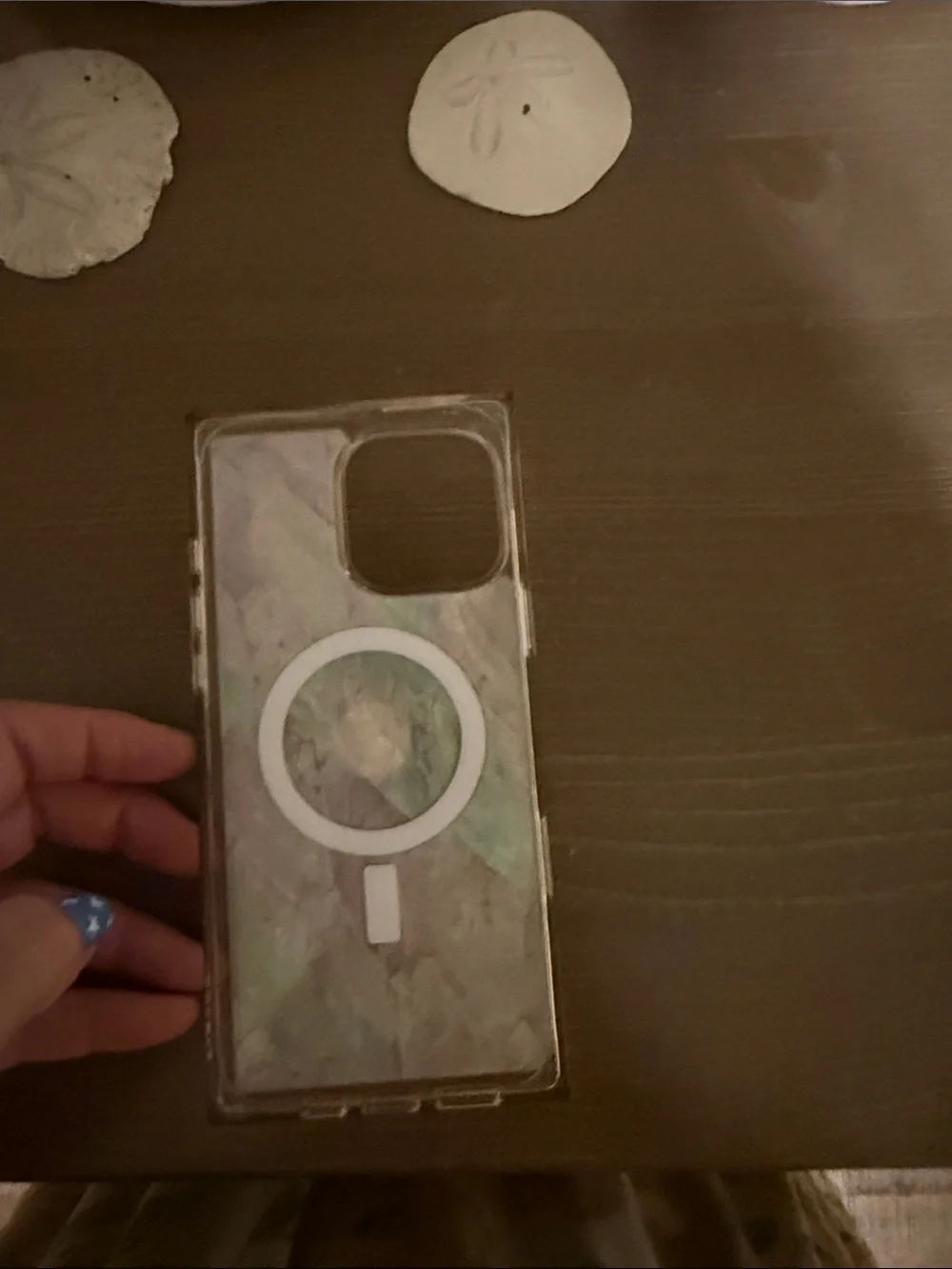 Flaunt brand case. Mother of pearl, iPhone 16?pro max.